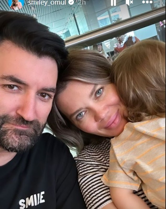Smiley și Gina Pistol au plecat într-o vacanță cu Josephine. Ce destinație au ales și cum a fost surprinsă fetița lor