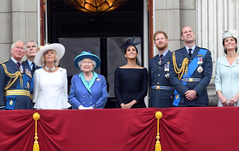 Regina, pe post de negociator între William și Harry, la reuniunea “de criză” a familiei regale britanice