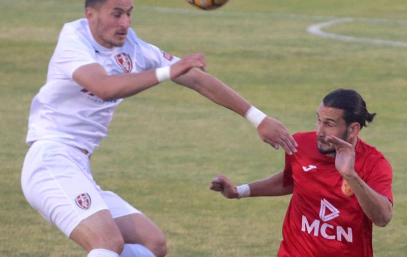 Un fotbalist român care evoluează în Albania a fost testat pozitiv la Covid-19