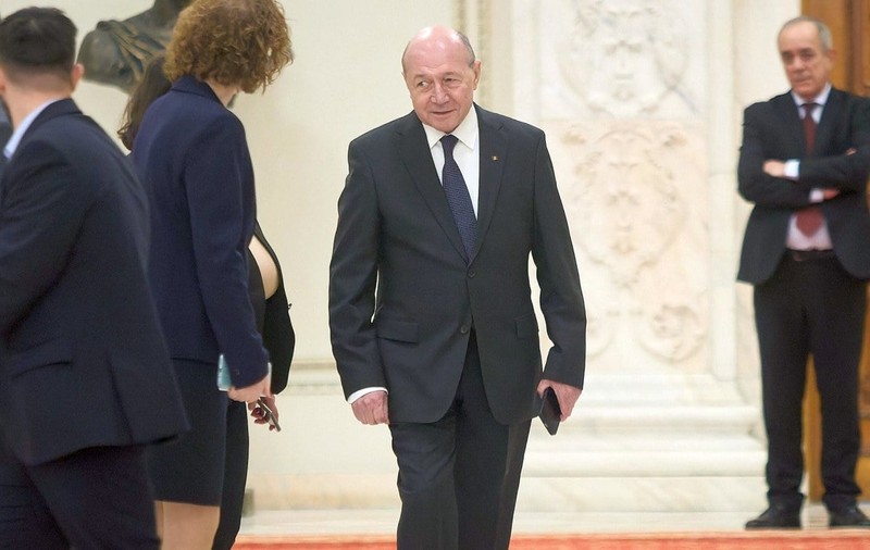 Traian Băsescu i-a dat un sfat lui Nicușor Dan înaintea CSAT: „Trump va trebui să afle că accesul pe Kogălniceanu costă”