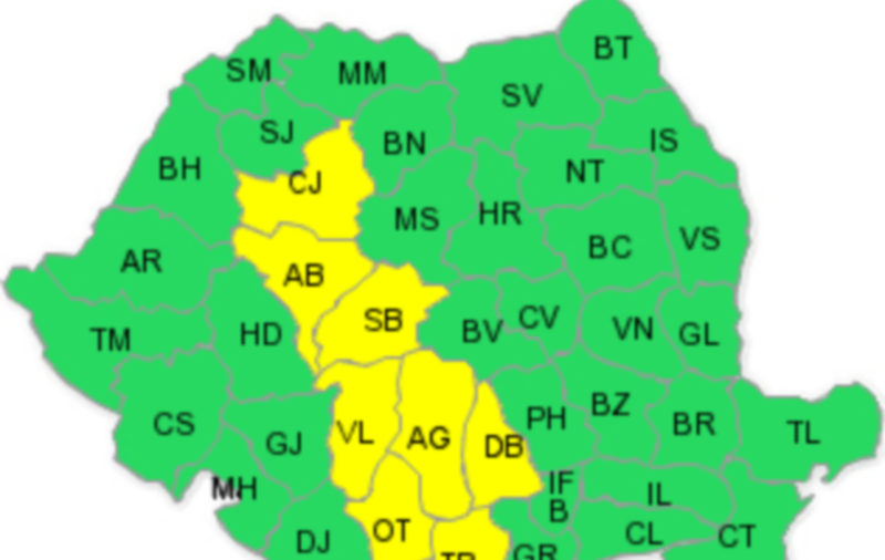 UPDATE | COD GALBEN DE PLOI ŞI VIJELII, PRELUNGIT! Vezi care sunt judeţele afectate