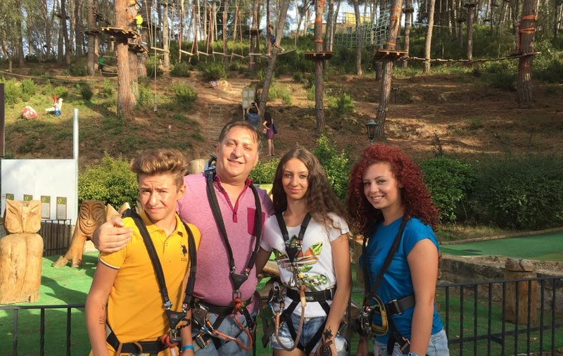 Vali Vijelie e strict cu copiii lui. “Fata și băiatul meu nu sunt răsfățați. Au învățat să muncească”