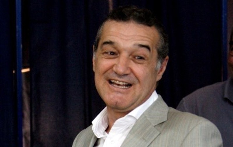 Chivorchian: "Becali a citit în doi ani o revistă Arici Pogonici de patru pagini"