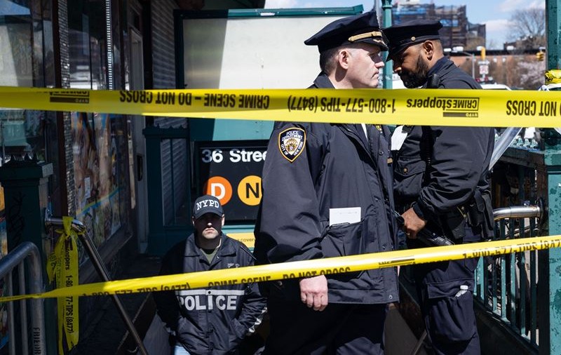 Un membru al echipei serialului „Law & Order” a fost împușcat mortal în New York, pe platoul de filmare
