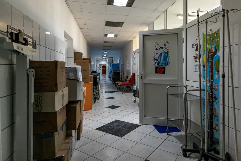 La etajul 7 de la Fundeni exista o singură toaletă, în capătul holului