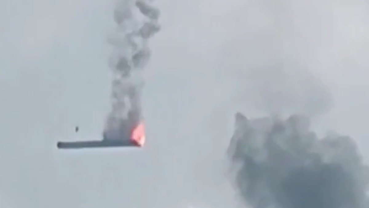 Obiectul misterios a căzut din cer. Foto Captură video