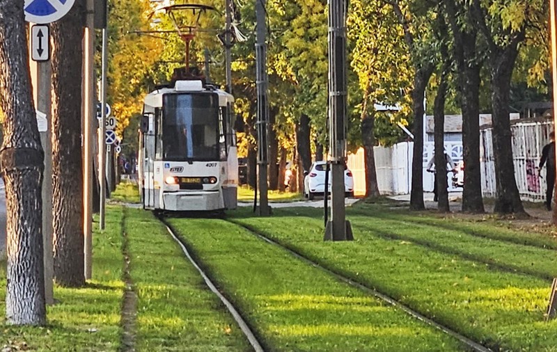 Tramvaiul 32 va fi prelungit prin Piața Unirii și va lega rapid sud-vestul și nord-estul Bucureștiului. În ce zone se mai extinde tramvaiul în Capitală