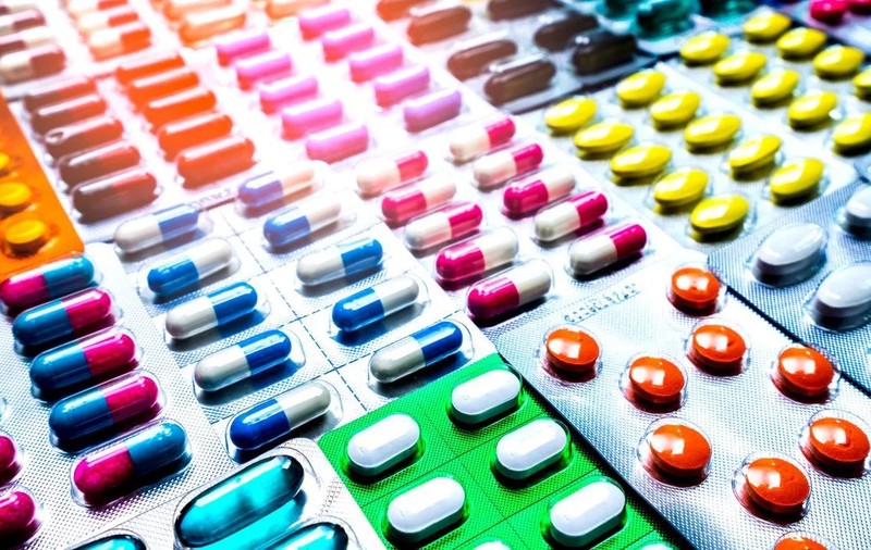 Starea de Urgență: Se plafonează prețurile medicamentelor, iar spitalele pot face angajări fără concurs