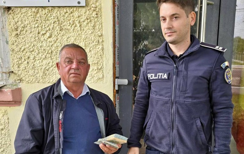 Un bărbat a găsit 24.000 de lei pe jos, la târgul din Dumbrăveni și a luat o decizie care îi face cinste
