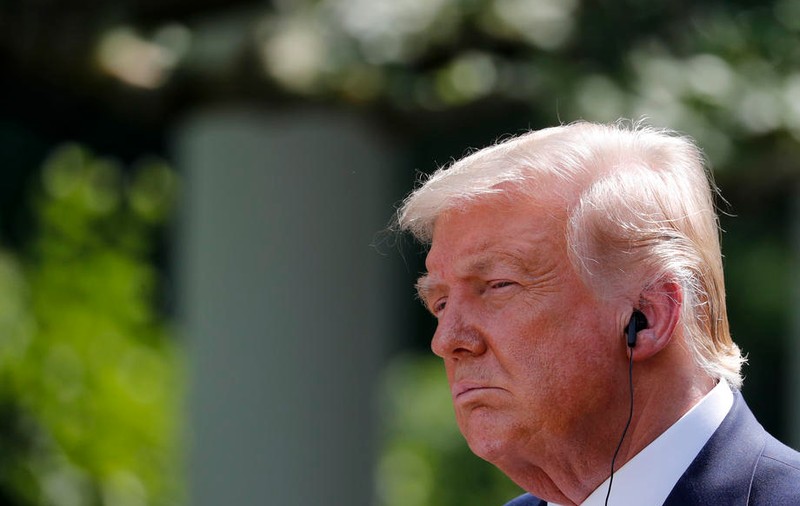 Portretul lui Donald Trump, în cartea scrisă de nepoata sa: ”Narcisist, hărțuitor, cu delirul măreției proprii. A plătit un coleg să dea examenul la facultate în locul lui”