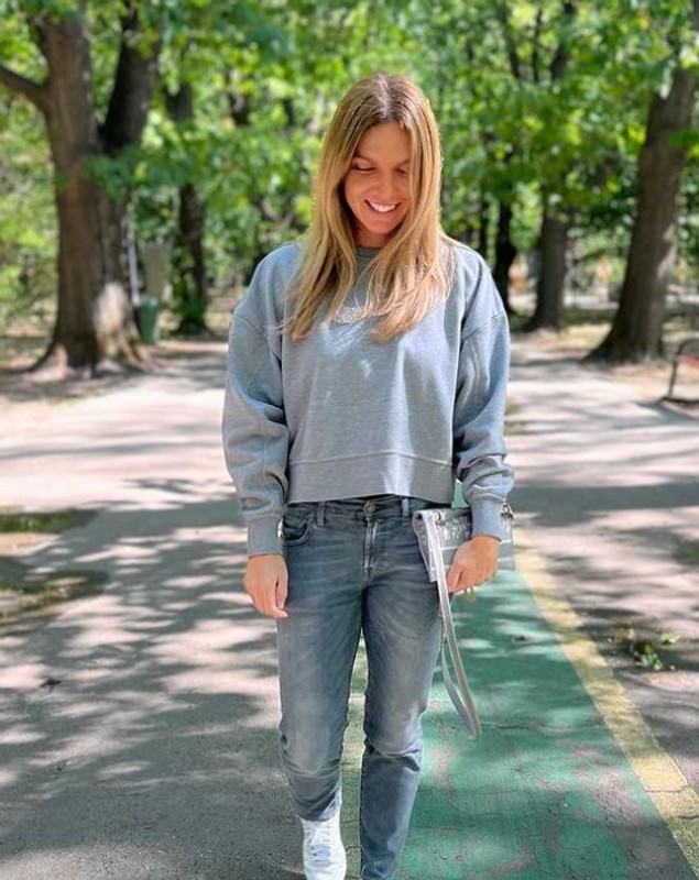 Cum arată Simona Halep, după ce și-a dat bandajul jos de la nas. Fanii au observat diferența: „Se vede”