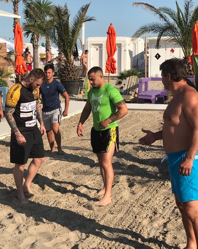 Actor la Hollywood și legendă a UFC, în vizită în România. Ce a făcut la Constanța