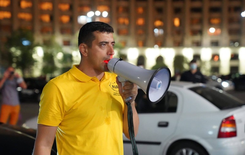 Primul atac puternic la adresa AUR după alegerile parlamentare: Asemenea atitudini nu au ce căuta în Parlament în 2021