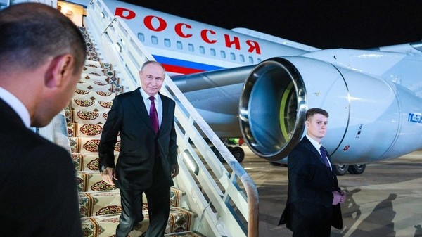 Vladimir Putin, președintele Federației Ruse, în Turkmenistan. Sursă foto: Profimedia.