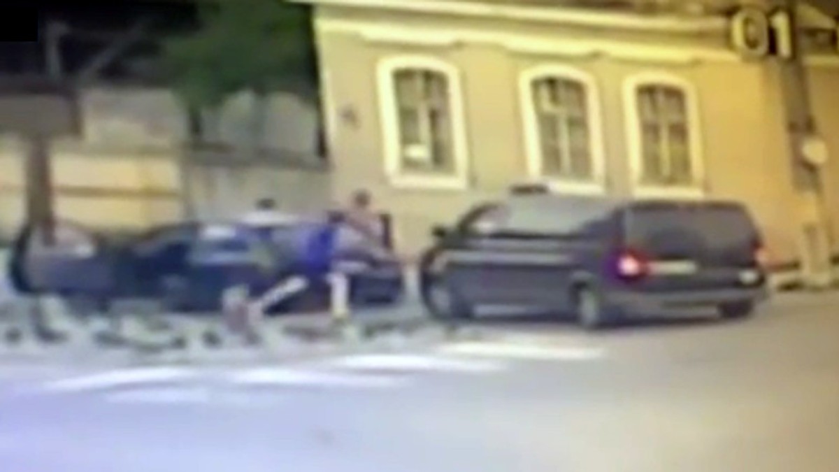 Un bărbat a fost bătutu la Lipova, Arad, sub ochii copilului
