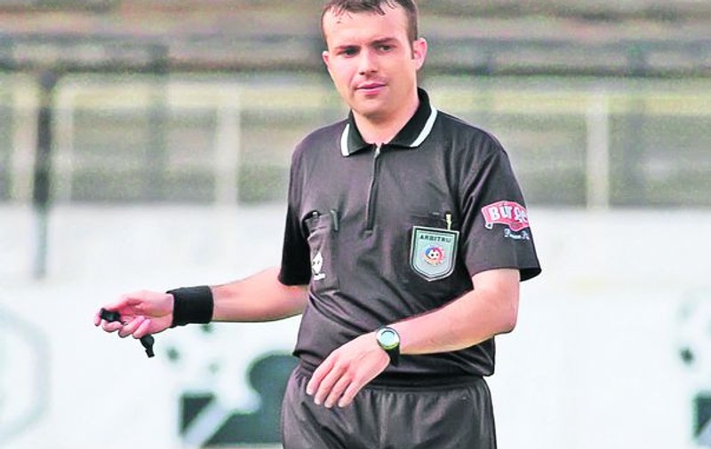 Arbitrul Martiş i-a înjurat şi i-a scuipat pe ziarişti