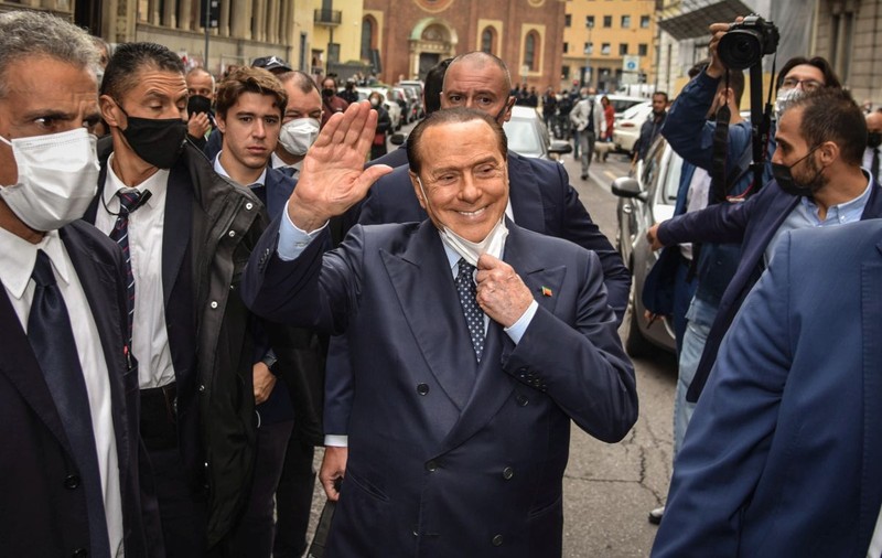 La 85 de ani, condamnat și confruntat cu alte procese, Berlusconi mai are o țintă: președinția Italiei