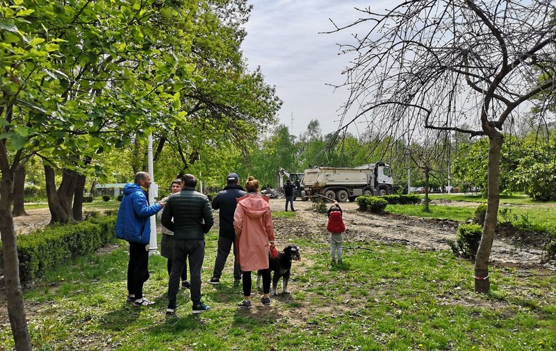 FOTO & VIDEO / Protest în sectorul 3 față de demolarea Parcului Brâncuși din zona Titan
