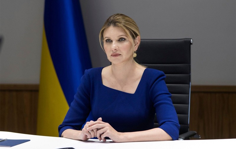 Interviu rar cu Olena Zelenska: „Fiul meu mi-a spus: Mamă, vreau doar să-mi văd prietenii. De trei luni mă joc doar cu câini și bodyguarzi”