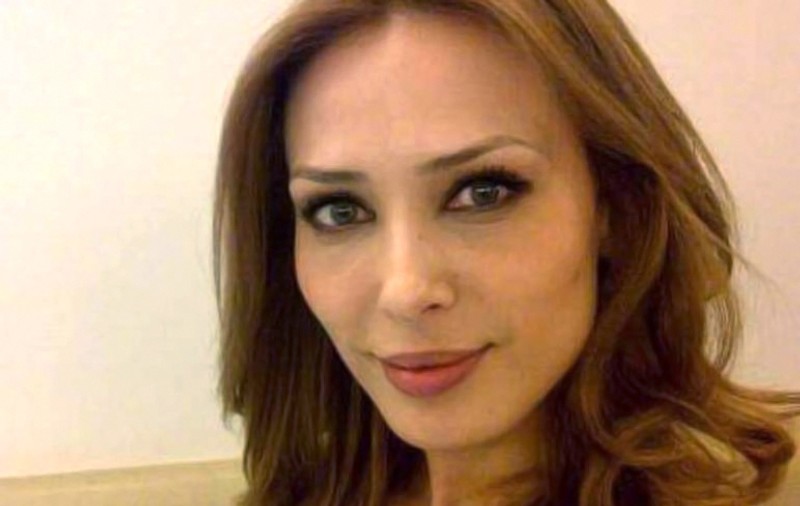 APARIŢIE SPECTACULOASĂ! IULIA VÂNTUR i-a dat GATA pe toţi cu ŢINUTA asta!