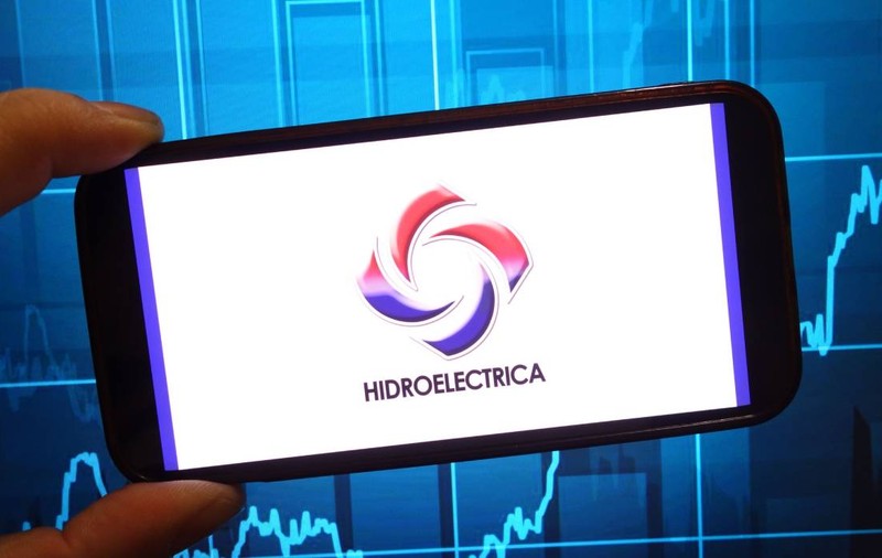 Acţiunile Hidroelectrica s-au dublat față de preţul de listare din 2023: au depăşit pragul de 200 de lei, iar capitalizarea a urcat la 90 miliarde de lei