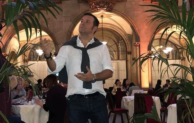 La ce scenă a asistat Daniel Buzdugan într-o cafenea din Viena. "La București, imaginea e totul"