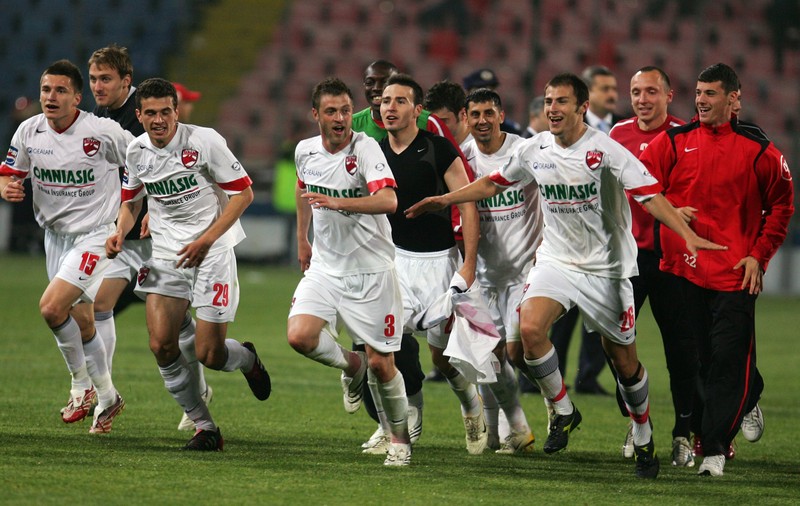 Dinamo, 10 ani fără titlu de campioană! Cum arăta România în 2007. Salariul mediu net era mai mic, dar cursul de schimb era mai bun