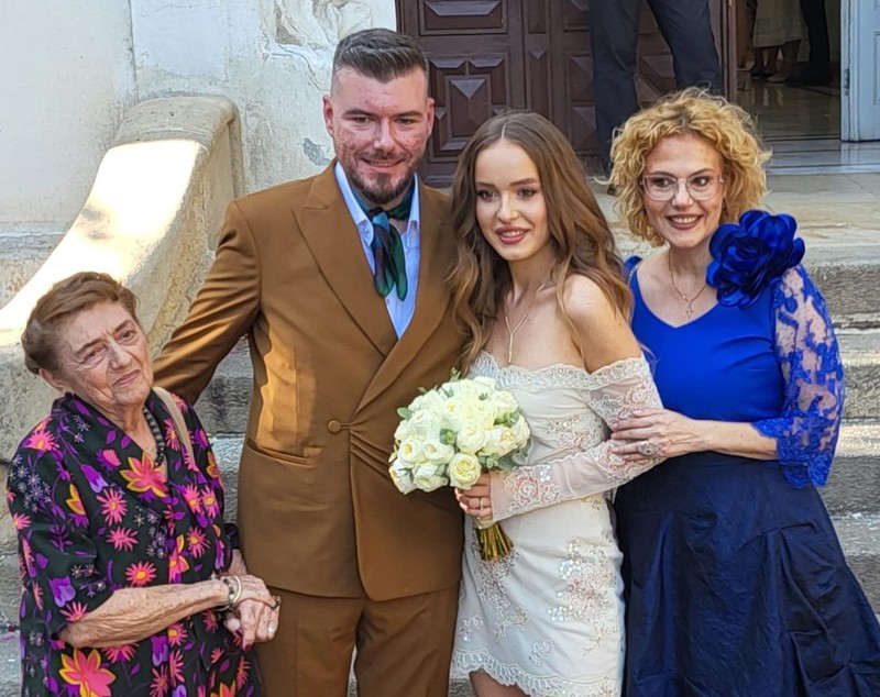 Ce crede Raluca Moianu cu adevărat despre soțul fiicei sale: „E manierat, mereu elegant”. Mara va deveni mamă la 19 ani