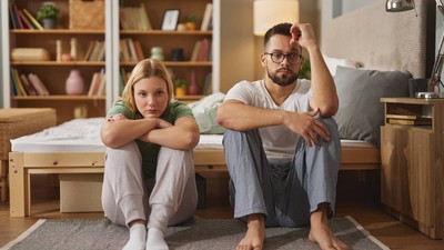 cuplu de indragostiti tristi