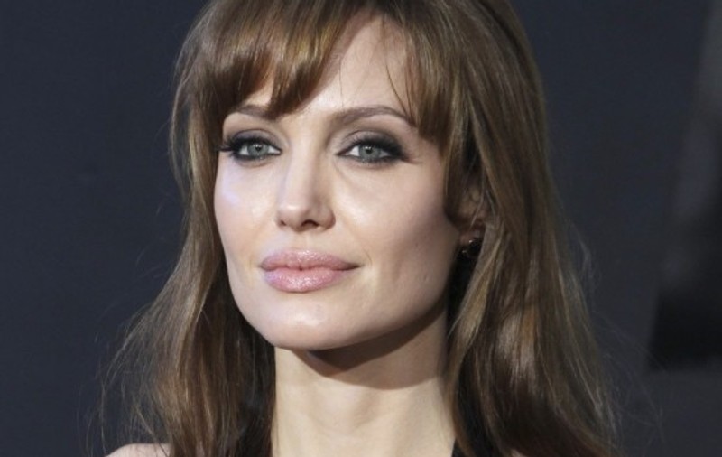 Angelina Jolie şi-a înscris copiii la şcoală în Budapesta
