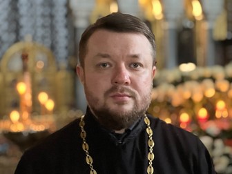 Preotul Oleksandr Shmuryhin