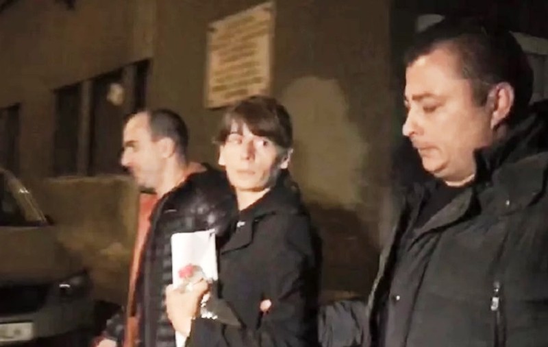 Ce spune expertul grafolog despre criminala de la metrou: are complex de inferioritate, se credea urâtă și era depresivă