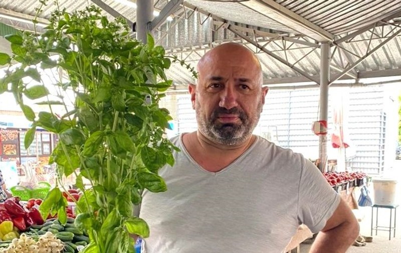 Chef Cătălin Scărlătescu a vorbit despre începuturile în bucătărie. „Am fost și eu șef…șeful cartofilor”