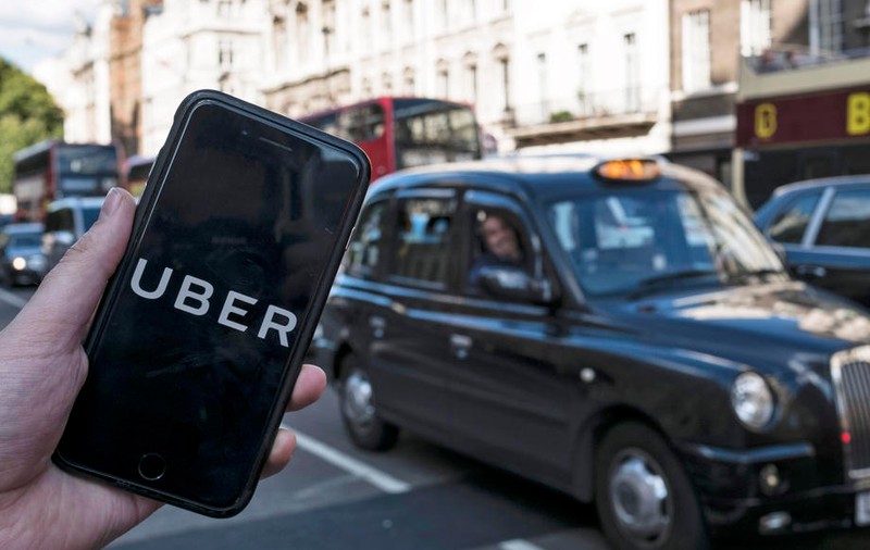 Uber a pierdut din nou licența de a opera în Londra. Ce se întâmplă în continuare
