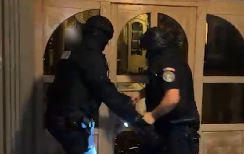 Banda de români care a terorizat Cehia a fost prinsă, după ultima crimă: „Fie ofereau servicii de reparații la prețuri mici și fugeau cu avansul, fie direct jaf și violență”
