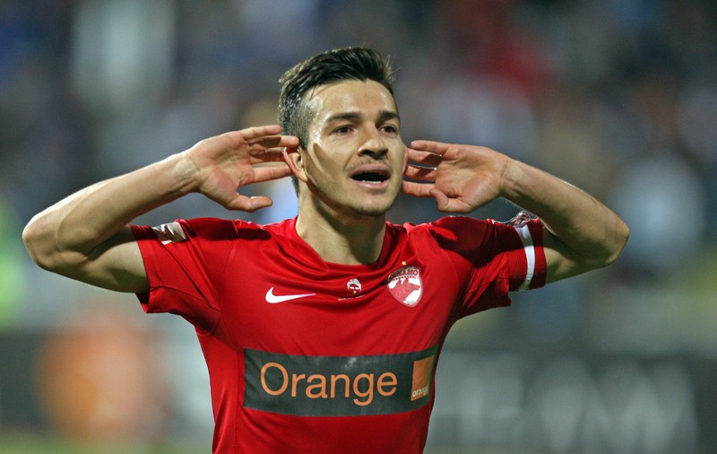 Liga I. Dinamo - FC Voluntari 3-0. GROAPA CU LEI! După un prim act modest, ”câinii” au dat recital în ”Ștefan cel Mare”. Sunt lideri în acest moment!