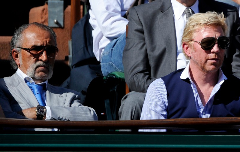 Prins cu minciuna, Boris Becker trebuie să-și scoată trofeele la licitație. În criză de bani, ar putea fi salvat de colaborarea cu Simona Halep