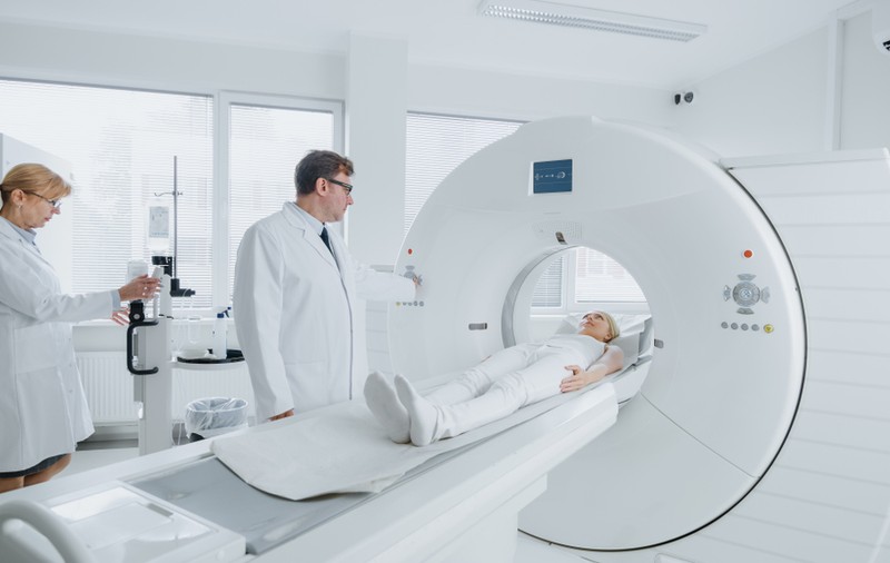 Cercetătorii vor să afle cum apare cancerul. Vor să creeze celule canceroase în laborator pentru a depista boala încă din primul stadiu