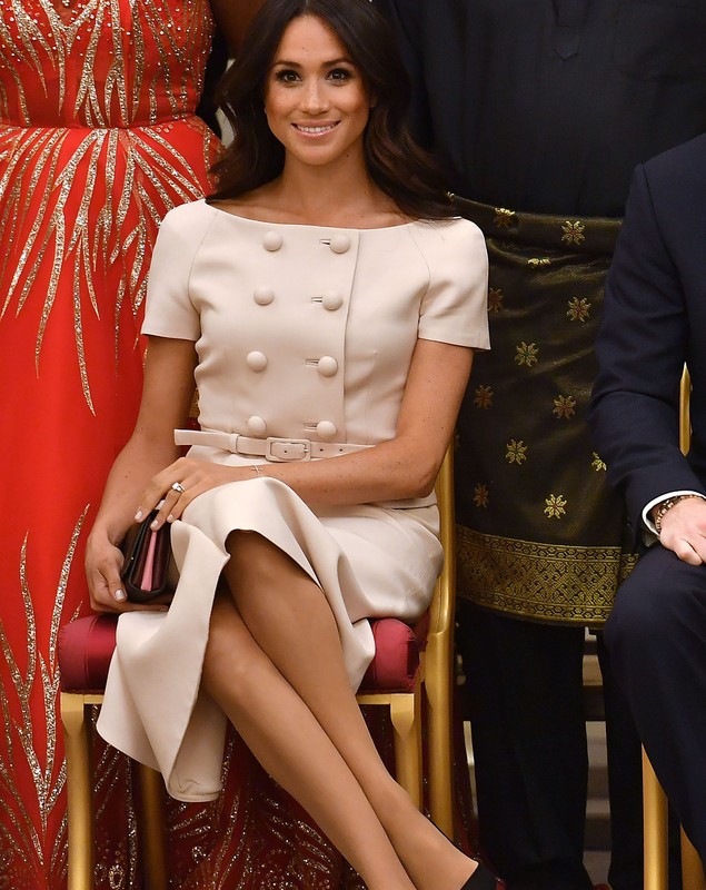 VIDEO | Meghan Markle a încălcat din nou protocolul regal printr-un gest neașteptat față de prințul Harry