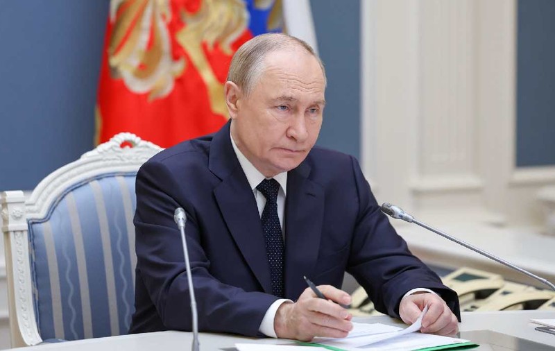 Unde este Vladimir Putin? Cum se ascunde liderul rus folosind trei birouri aproape identice