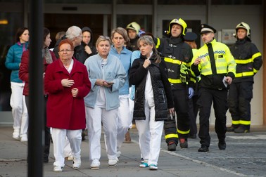 Șase persoane au fost ucise în atacul care a avut loc dimineață, la spitalul din Ostrava FOTO: EPA