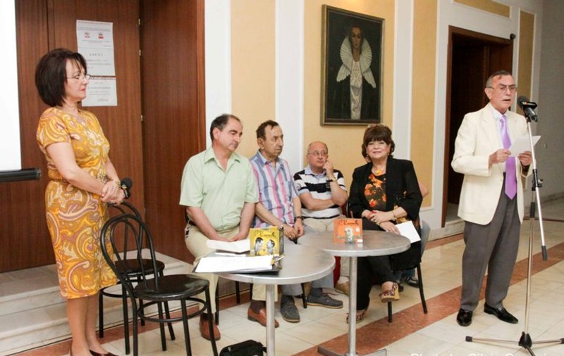 ”Alo, alo, aici e Radio! ‘Ora veselă’ e pe CD”!