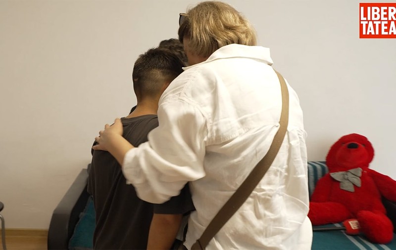 Ultima generație de copii crescuți în centre de plasament. Reportaj Libertatea în „Casa Soarelui”- noul model de protecție care lasă în spate lagărele abuzurilor: „Mă mai gândesc uneori la părinții mei care s-au dus, la frate-miu”