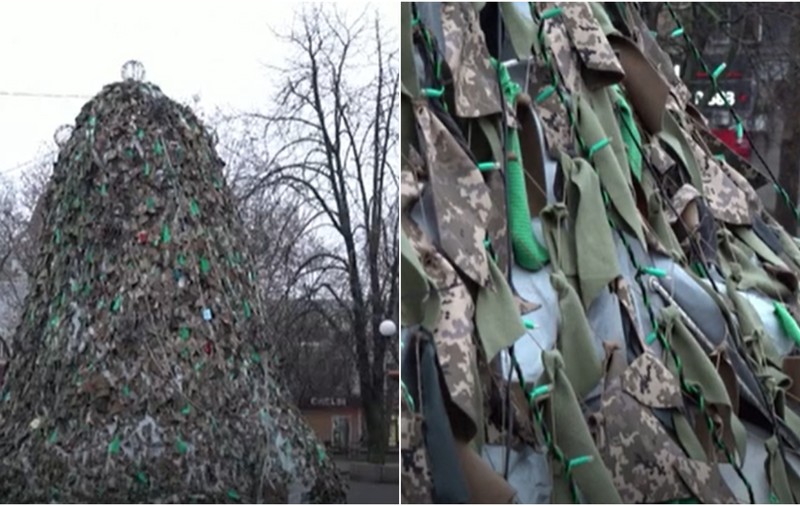 „Bradul invincibilității”. Ucrainenii din Nikolaiev au făcut un pom de Crăciun din plase de camuflaj