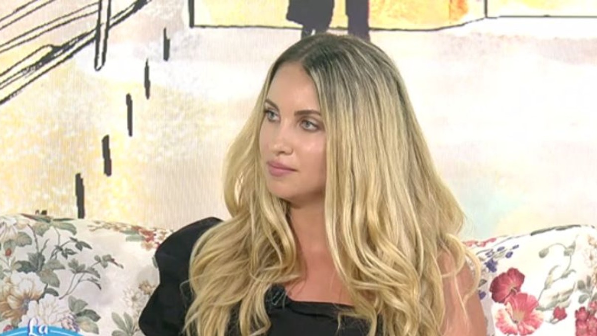 Cum s-a ales Otniela Sandu, de la Ferma, cu porecla Shakira. "Nu putea să-mi pronunțe numele"