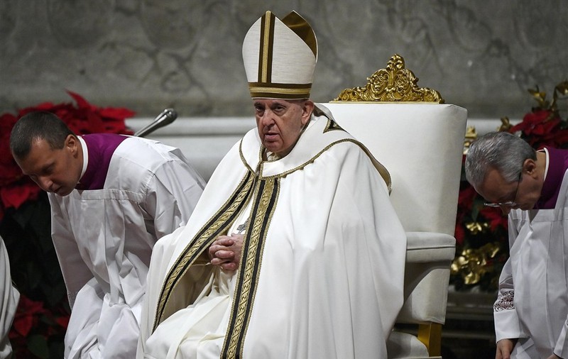Apelul Papei Francisc, la slujba dinaintea Crăciunului: „Amintiți-vă de cei obosiți de război și de cei săraci”