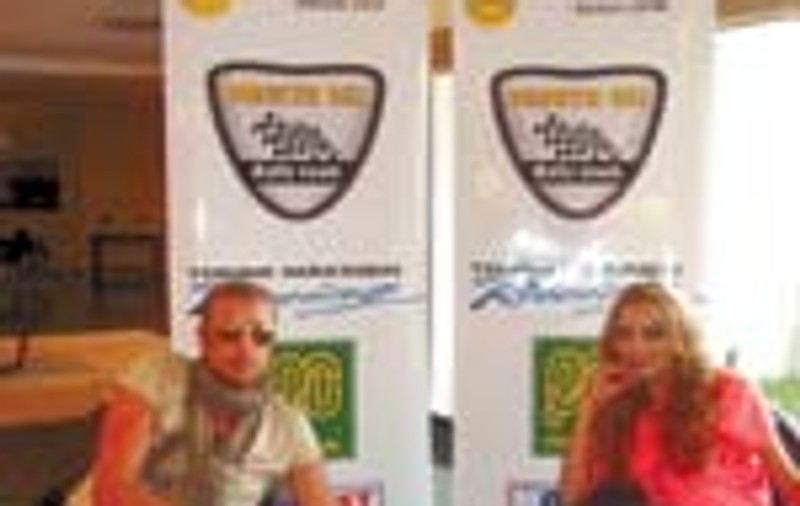 Bote si Elena Gheorghe au fugit la Istanbul