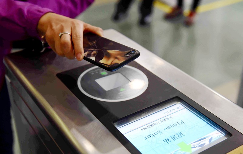China introduce inteligența artificială în metroul din Shanghai