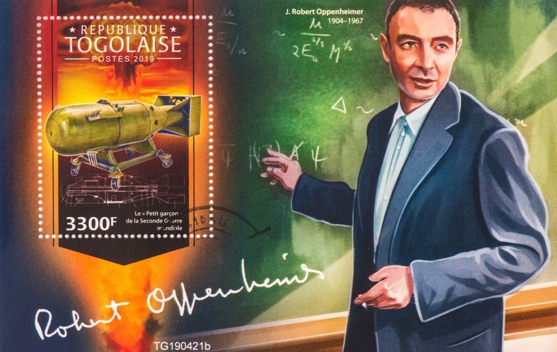 Cine a fost J. Robert Oppenheimer