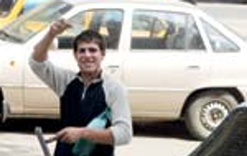 Fac bani din praf